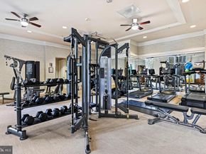 8220 Crestwood Heights Drive 812, Mclean VA 22102