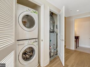 8220 Crestwood Heights Drive 812, Mclean VA 22102