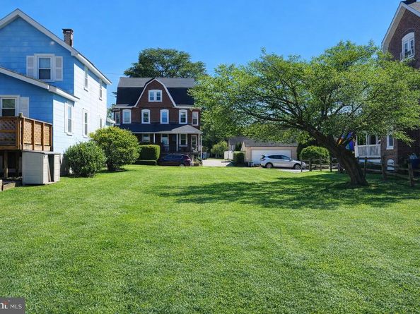 206 Lowrys Lane, Bryn Mawr PA 19010