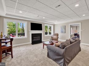 111 Pinewood Circle, New Hope PA 18938