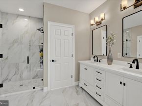 111 Pinewood Circle, New Hope PA 18938
