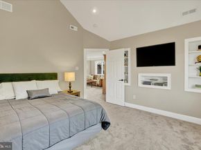 111 Pinewood Circle, New Hope PA 18938