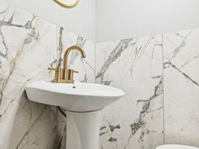 7012 Limekiln Pike, Philadelphia PA 19138