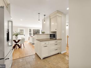 6068 Hardwick Place, Falls Church VA 22041