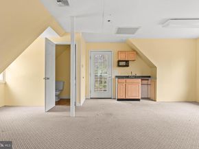 846 Maplewood Road, Wayne PA 19087