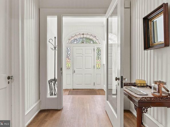 846 Maplewood Road, Wayne PA 19087