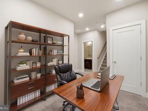 7227 NW Georgia Avenue NW 17B, Washington DC 20012