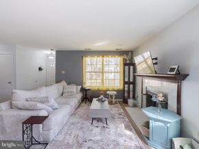 41 Bark Hollow Lane, Horsham PA 19044