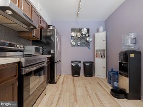 41 Bark Hollow Lane, Horsham PA 19044