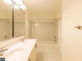 69 Highpoint Drive 69, Berwyn PA 19312