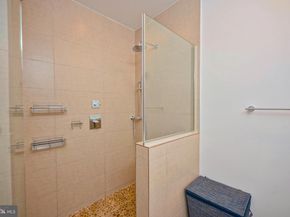 908 N Front Street, Philadelphia PA 19123