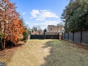 1698 32nd Street NW, Washington DC 20007