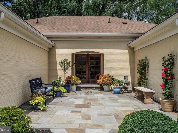 6610 Weatheford Court, Mclean VA 22101