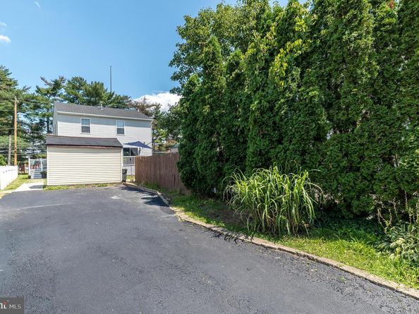 319 Fairview Road, Woodlyn PA 19094