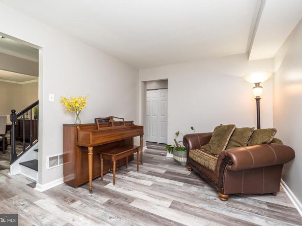 319 Fairview Road, Woodlyn PA 19094