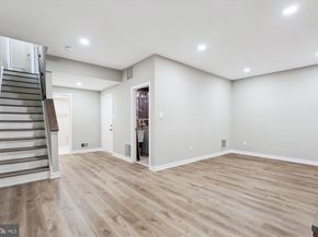 10901 Whiterim Drive, Potomac MD 20854