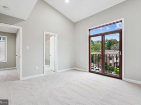 10901 Whiterim Drive, Potomac MD 20854
