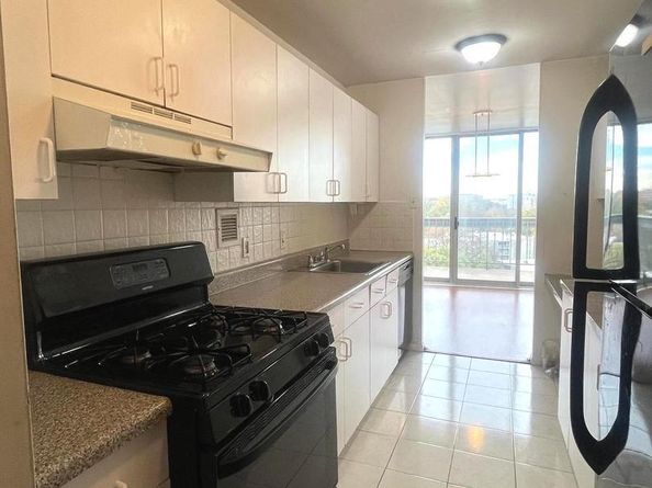 3600 Conshohocken Avenue 1202, Philadelphia PA 19131