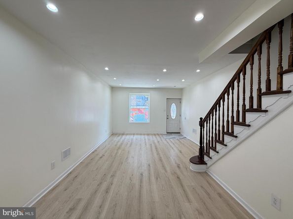 2512 S Marshall Street, Philadelphia PA 19148