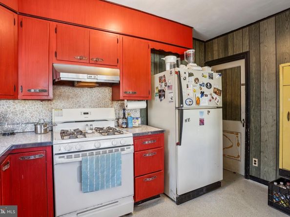 4011 Marple Street, Philadelphia PA 19136