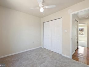 218 Stevenson Square, Alexandria VA 22304