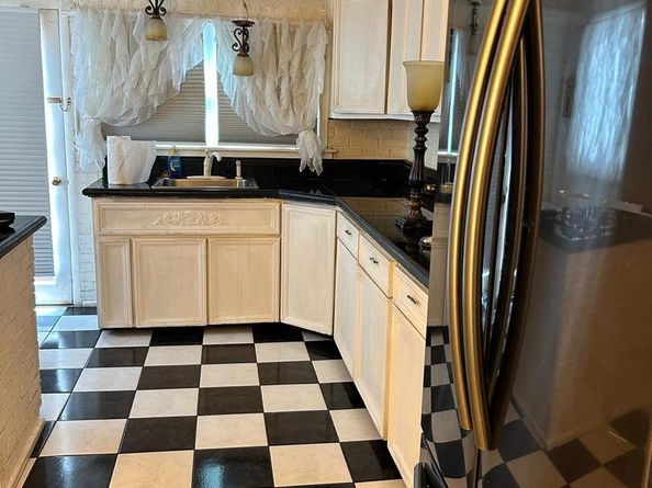 1128 Wolf Street, Philadelphia PA 19148