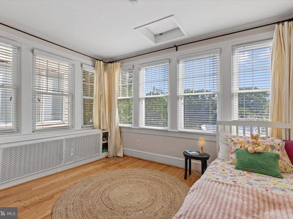 2637 Woodley Place NW, Washington DC 20008