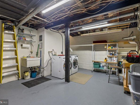 2637 Woodley Place NW, Washington DC 20008