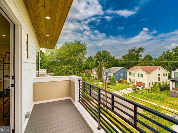 506 Kingsley Road, Vienna VA 22180