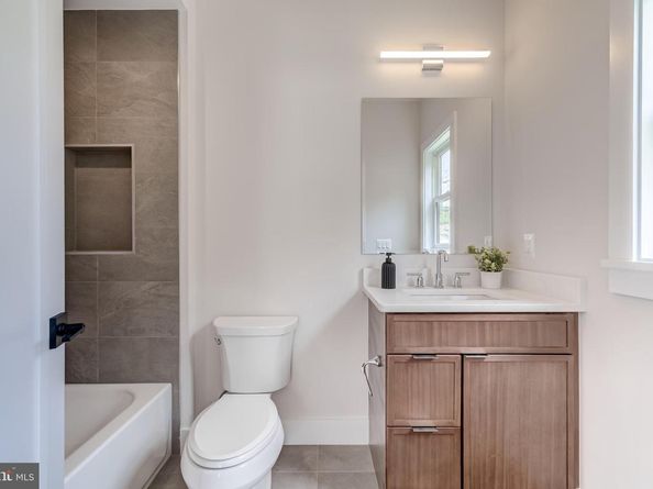 506 Kingsley Road, Vienna VA 22180