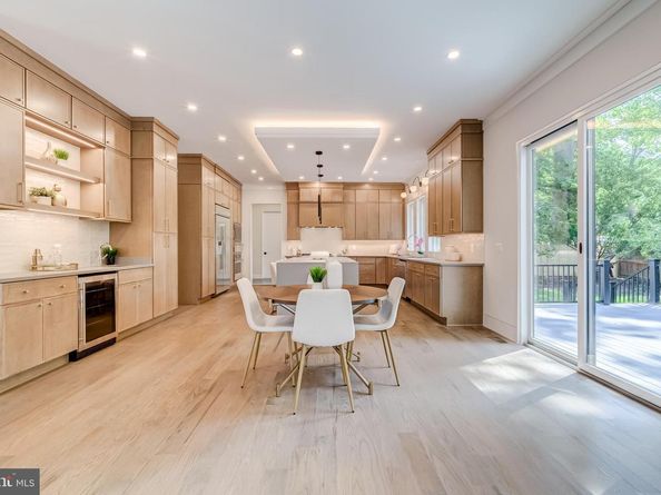 506 Kingsley Road, Vienna VA 22180