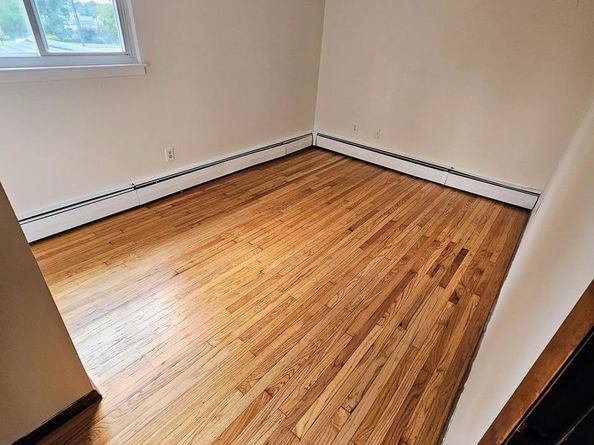 586 Olive Street, Warminster PA 18974