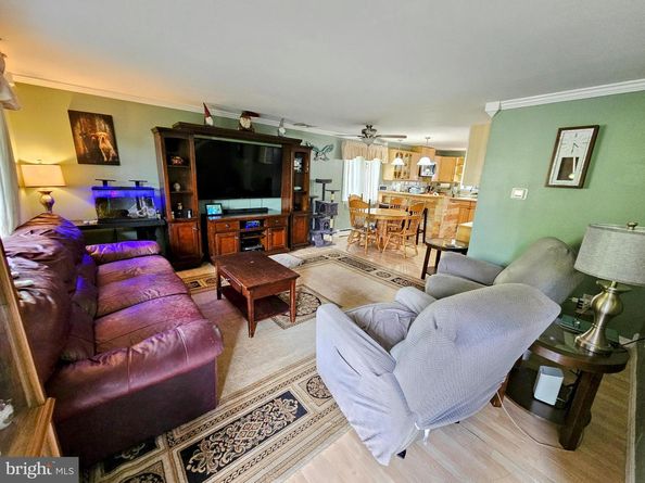 586 Olive Street, Warminster PA 18974