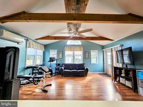 586 Olive Street, Warminster PA 18974