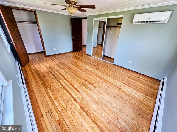 586 Olive Street, Warminster PA 18974