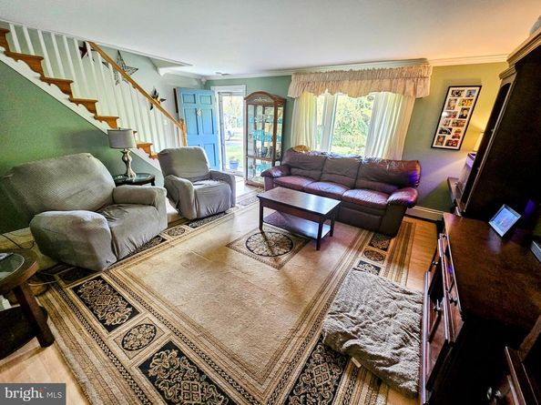 586 Olive Street, Warminster PA 18974