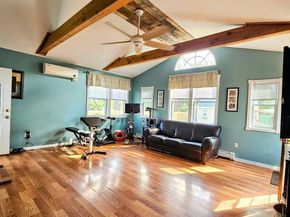 586 Olive Street, Warminster PA 18974