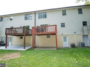 26 Bowling Green Avenue UNIT B (2), Morrisville PA 19067