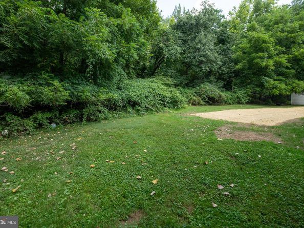 26 Bowling Green Avenue UNIT B (2), Morrisville PA 19067