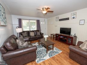 26 Bowling Green Avenue UNIT B (2), Morrisville PA 19067