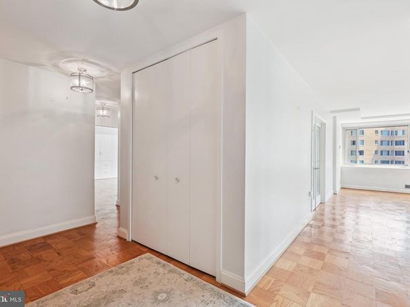 4101 Cathedral Avenue NW 917, Washington DC 20016