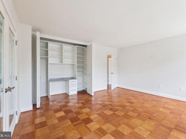 4101 Cathedral Avenue NW 917, Washington DC 20016