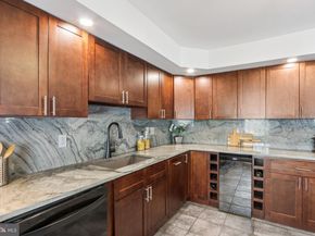 400 S 47TH Street, Philadelphia PA 19143