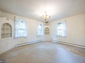 207 Vincent Road, Paoli PA 19301