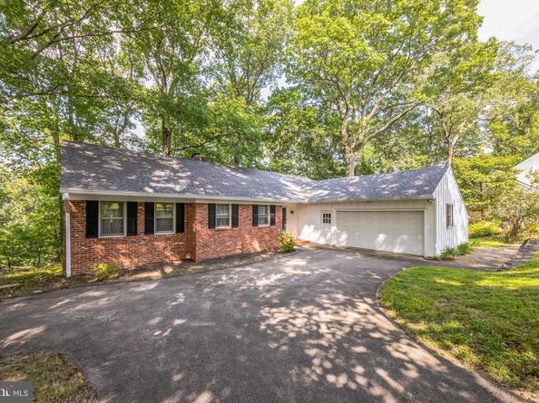 207 Vincent Road, Paoli PA 19301
