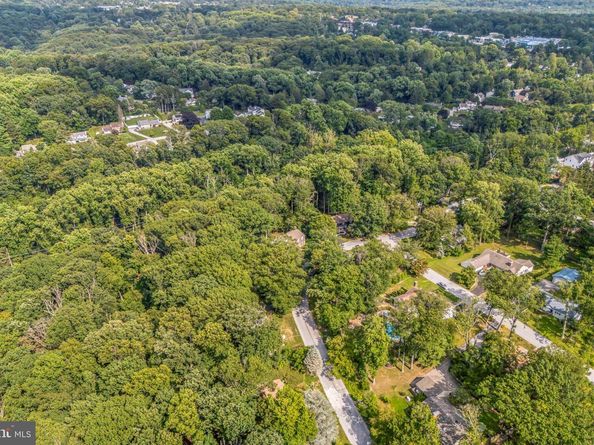 207 Vincent Road, Paoli PA 19301