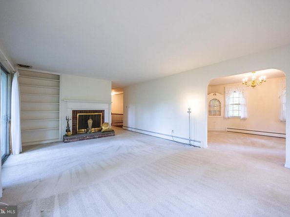 207 Vincent Road, Paoli PA 19301