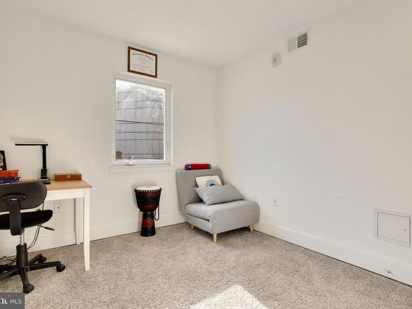 7723 Alaska Avenue NW 202, Washington DC 20012