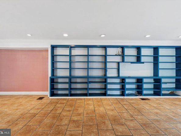 2621 Sepviva Street, Philadelphia PA 19125