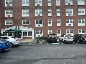 5720 Wissahickon Avenue B18, Philadelphia PA 19144